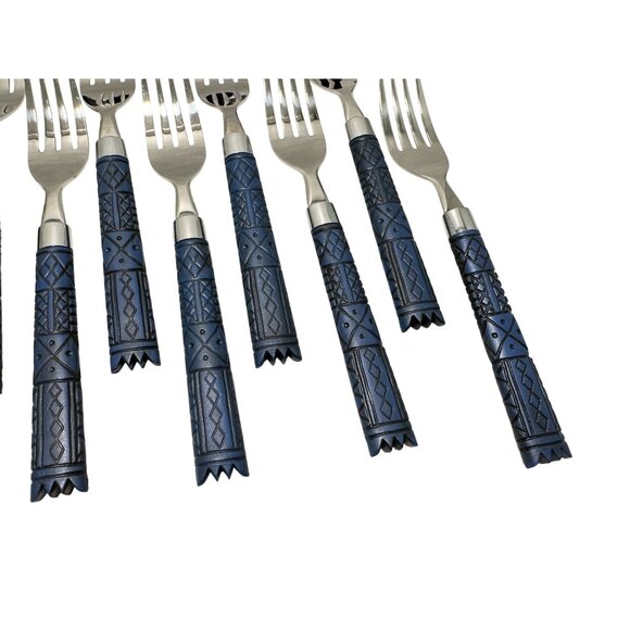 Rare Gibson Blue Geometric Unique 32 piece Set Plastic Handle - Picture 2 of 6